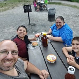 Meet your Posher, Hugo